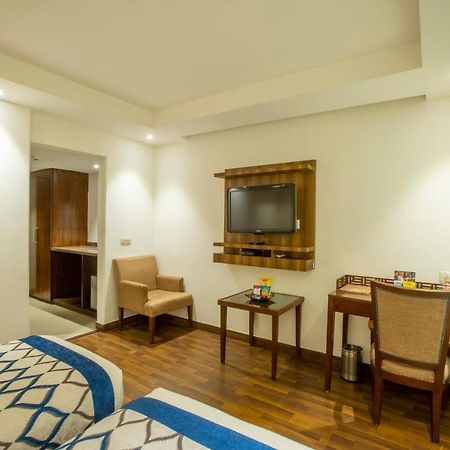 Hotel Arch International Neu-Delhi Exterior foto
