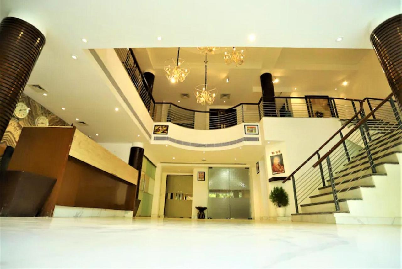 Hotel Arch International Neu-Delhi Exterior foto